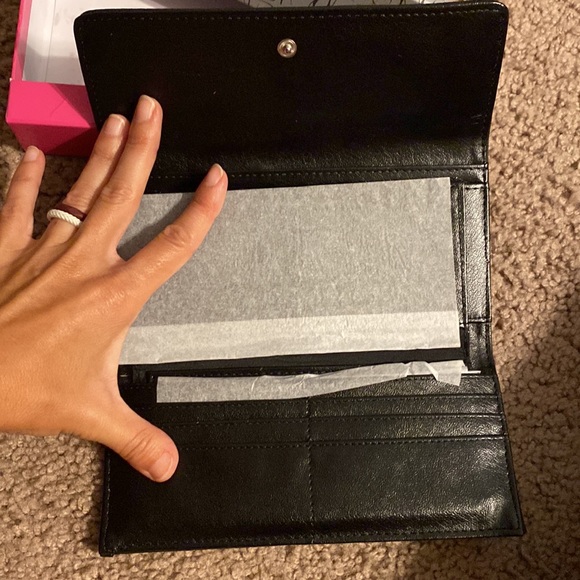 Wallet - Picture 4 of 7